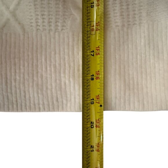 Universal Thread Ivory Cable Knit Argyle Design Sweater Size L - Picture 11 of 11